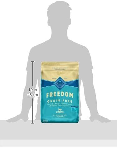 Blue Buffalo Freedom Grain-Free Adult Dry Cat Food, Complete & Balanced Nutrition for Indoor Cats, Made with Natural Ingredients, Whitefish Recipe, 11-lb. Bag