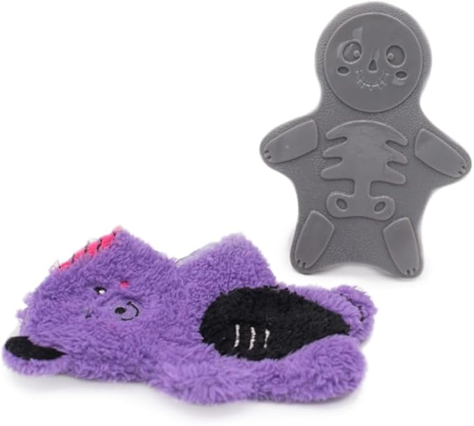 ZippyPaws 2-in-1 Halloween Dog Toy, Soft Plush Outside and Tough Rubber Inside for Aggressive Chewers, Cute Teething Toy for Puppies, No Squeakers for Silent Play - Zombie Bear