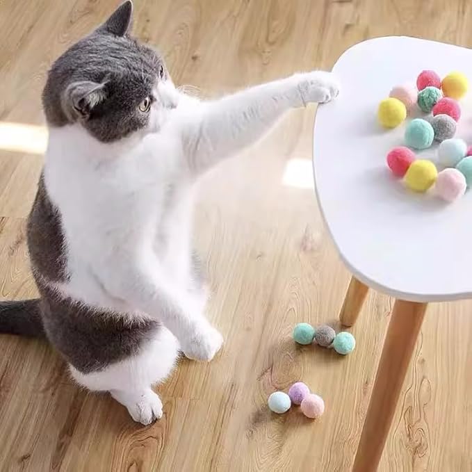 200pcs Cat Toy Ball Fun Colorful Plush Self Play Toys Pom Balls Shooting Interactive for Indoor Cats Enrichment Kittens Puff Ball Playing (Only 200 Pieces Balls)