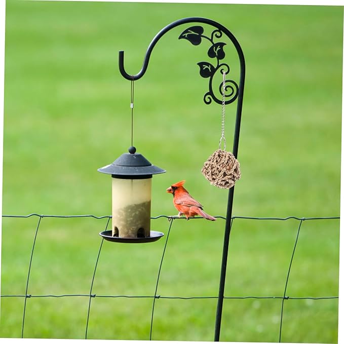 UKCOCO 3Pcs Parrot Chewable Rattan Ball Set Engaging Bird Cage Accessories for Cockatiels Parakeets and Pets Safe and Easy to Clean Chewing