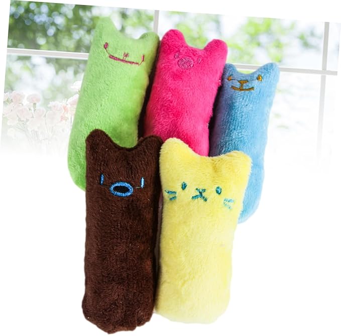 5Pcs Cat Chew Pillow with Catnip Soft Cotton Plush Pet Supplies Cartoon Design in Bright Colors Interactive Lifelike Kitten Teething for Indoor Cats Random Color