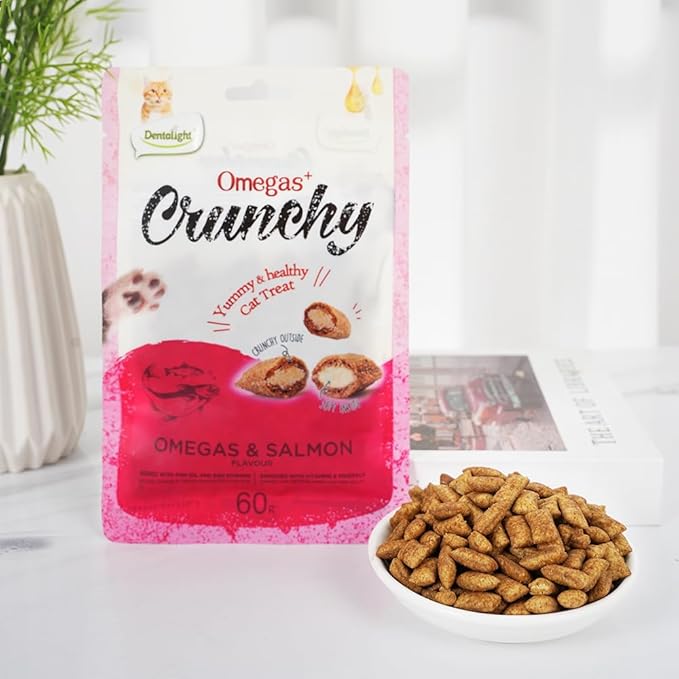 Faywell Omegas Crunchy Cat Chew Treat, Salmon and Chicken, Fish Oil and Egg Powder for Skin & Fur (60g, Salmon)