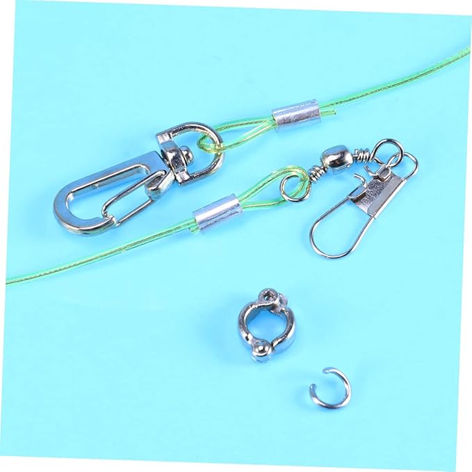 ORFOFE Adjustable Parrot Leash Training Rope with Elastic String for Outdoor Activities Chew Resistant Harness for Birds Suitable for Parrots and Cockatiels Random Color