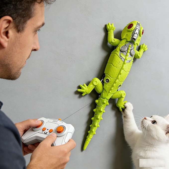 Interactive Cat Toy for Indoor Cats, Automatic Cat Toy with Remote Control, Wall Climbing Lizard Toy with Glowing Eyes - Electric Interactive Toy for Fun and Exercise