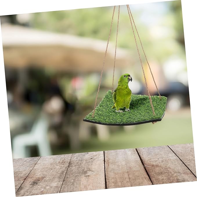 Climbing Platform for Lizards and Birds Artificial Grass Bed for Small Pets Indoor Outdoor Use Convenient and Versatile Accessory for Healthy Activity