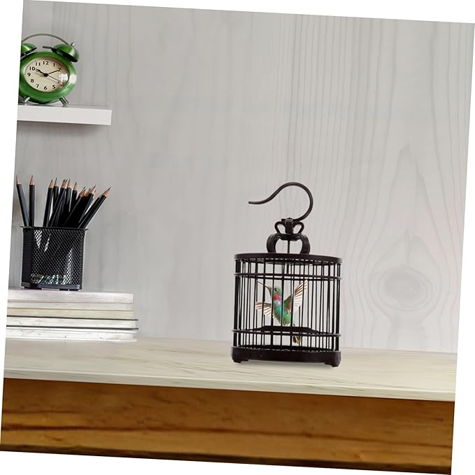Portable Insect Enclosure Plastic Habitat Cage for Small Pets Decorative Design for Crickets Grasshoppers Hamsters and Hummingbirds for Home or Travel Use