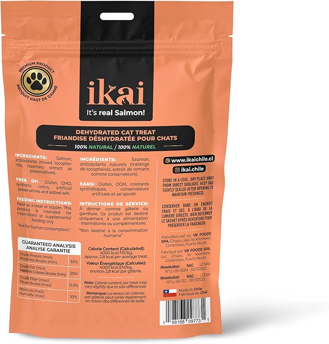 IKAI - 100% Natural Flakes Cat Treats - Single Ingredient: Patagonian Salmon from Chile, Hypoallergenic, with Omega 3 & 6 for Healthy Skin & Glossy Coat, Dehydrated, Grain-Free - 1.41 Oz (14)