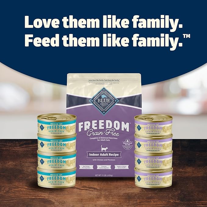 Blue Buffalo Freedom Grain-Free Adult Dry Cat Food, Complete & Balanced Nutrition for Indoor Cats, Made with Natural Ingredients, Chicken Recipe, 11-lb. Bag