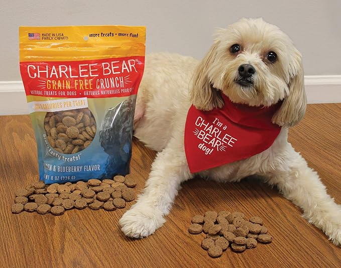 Charlee Bear Crunch Grain Free Dog Treats, Bacon and Blueberry, 8 Ounce Resealable Bag, Low Calorie Training Treats for Dogs, Limited Ingredient, Healthy, Crunchy Dog Snacks, Made in USA (Pack of 2)