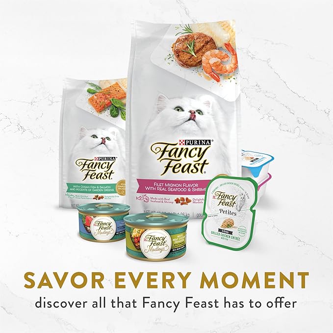 Purina Fancy Feast Broths Creamy Senior Cat Food Topper With White Meat Chicken & Vegetables, Pack of 16, 1.4 oz Pouches
