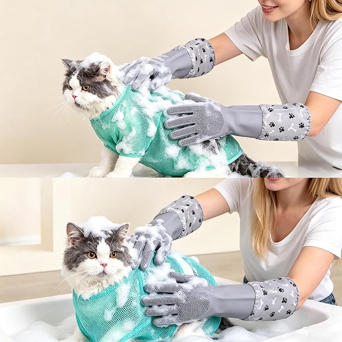 Pet Grooming Long Sleeve Washing Gloves feature silicone grooves design, ideal for both cats and dogs. This set includes 4 pieces in total, coming with a cat bathing bag and a pet hair remover.