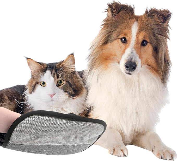 Pet Hair Remover Glove for Dogs and Cats, Reusable Grooming Mitt, Deshedding Hair Removal Brush for Furniture, Carpet, Couch and Car Seat Cleaning, Gentle Soft Pet Grooming Tool
