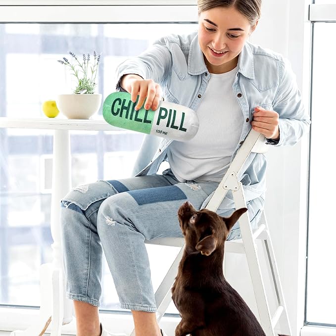 CUweipeng Dog Squeaky Chew Toy - Green Chill Pill Capsule Stuffing Teething Squeak Soft Plush Pet Puppy Toy Supplies Outward Hound Small Medium Large Breed Crinkle Dog Aggressive Chewer Keep Them Busy