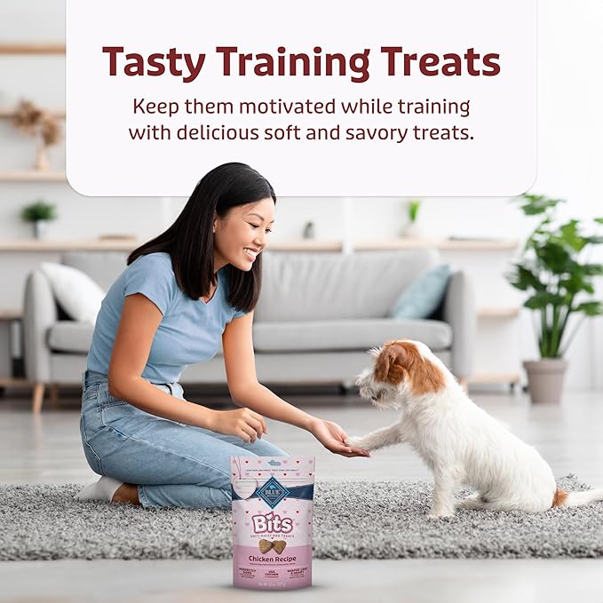 Blue Buffalo Valentine Blue Bits Natural SoftMoist Training Dog Treats Chicken Recipe 4.5-oz Bag (Pack of 2)