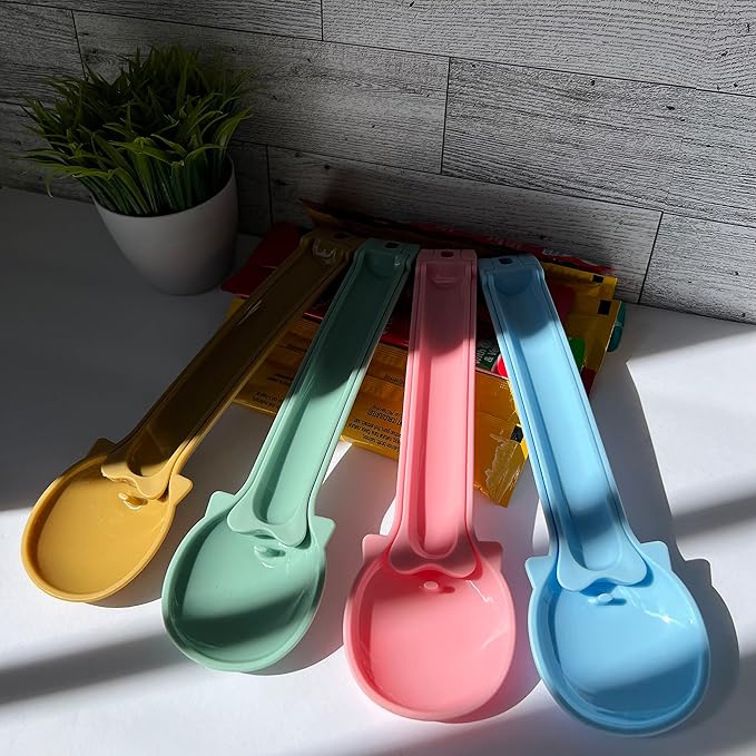 Cat Treat Dispenser for Puree and Bisque Bar Feeding Spoon, Squeezer for Cat Bar Treats (Pink)