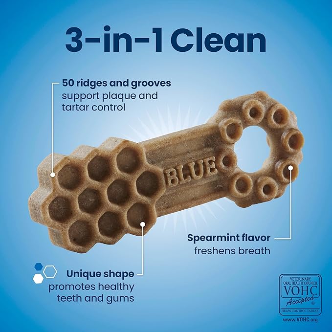 Blue Buffalo Large Dental Chews for Dogs, Daily Dental Care Dog Treats Made in The USA with Natural Ingredients, Chicken & Spearmint (44-oz Box, 28 Count)