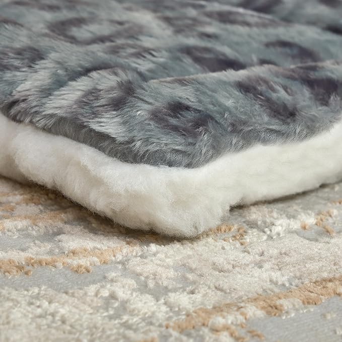 MidWest Homes for Pets Reversible Pet Bed; Machine Washable; Great for Small Dog Breeds; Spotted Gray; 22"; 40222-FVGYS