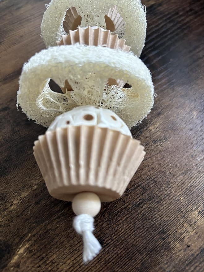 Natural Bird Toy - Shred and Destroy - Double Texture Soft & Crunchy - Sola Ball and Loofah Plant - Small Birds - Budgies, Lovebirds - 2 Pack