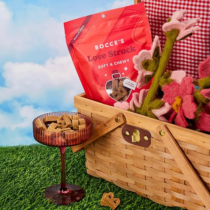 Bocce's Bakery Love Struck Valentine's Dog Treats - Wheat-Free, Natural Soft & Chewy Cookies Made with Real Ingredients - Baked in The USA, 6 oz