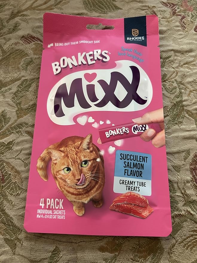 Bonkers Mixx, Wet Lickable Tube Succulent Salmon Flavor Cat Treats, Real Meat, Training or Food Topper, for All Breeds and Ages (3 Pack)