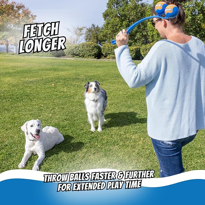 Chuckit! The Duo 22M Double Launcher Dog Toy, 22" Length, Includes 2 Medium Tennis Balls (2.5") Size Medium for Breeds 20-60lbs, for Multi-Dog and Pack Play, Launches Two Balls at Once